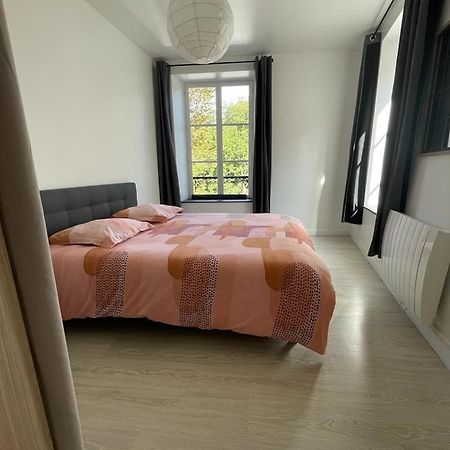 Appartement Le Petit Charcot Charleville-Mézières Exteriör bild